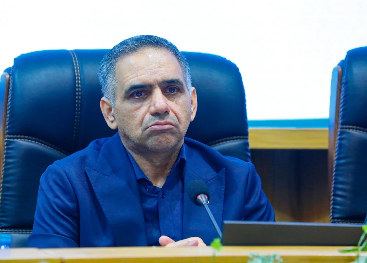 رتبه نخست شورای گفت‌وگوی دولت و بخش خصوصی استان قزوین در  کشور
 
رییس اتاق بازرگانی، صنایع، معادن و کشاورزی قزوین با قدردانی از حمایت استاندار از بخش خصوصی، از کسب رتبه نخست کشور توسط شورای گفت‌وگوی دولت و بخش خصوصی استان در شاخص‌های کمی و کیفی خبر داد عکس کمکی شماره2