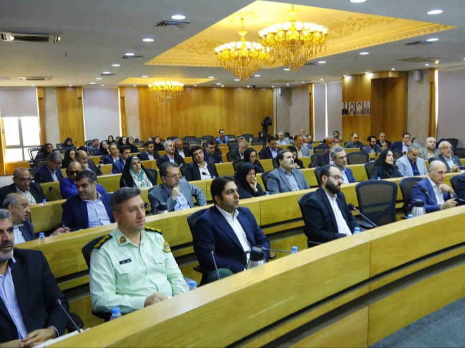 یکصد و بیست و هفتمین نشست شورای گفت وگوی دولت و بخش خصوصی استان قزوین - عکس کمکی شماره 1