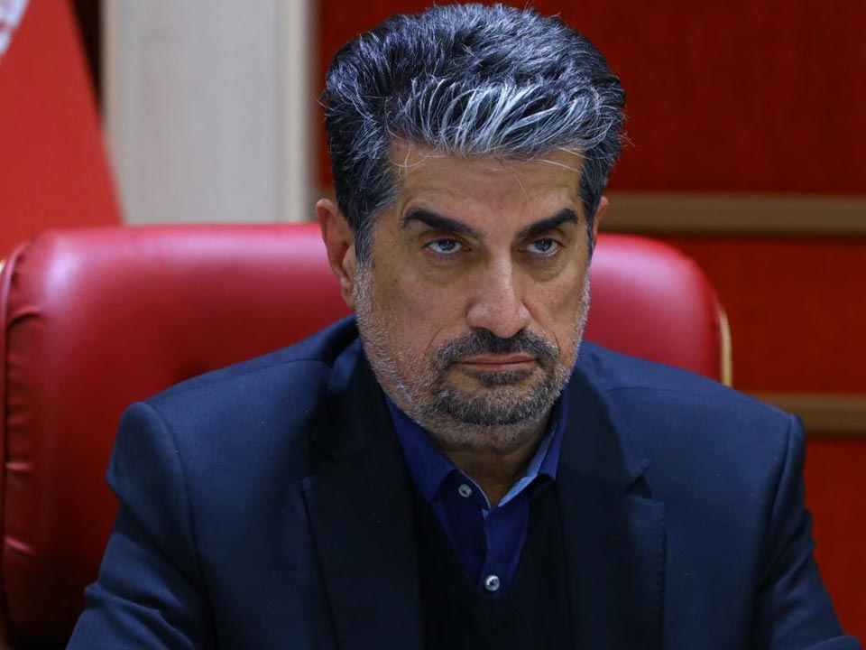 این نشست باحضورآقایان پیله فروش ها  معاون اقتصادی استاندار،مهندس بخشنده رییس اتاق بازرگانی قزوين، دکترسیاهکلی نماینده مردم قزوین در مجلس شورای اسلامي، رجحانی معاون عمرانی استانداری،مدیران ارشد اقتصادی و نمایندگان بخش خصوصی در این شورا در سالن اجتماعات حوزه استانداری قزوین برگزار شد.عکس کمکی شماره2