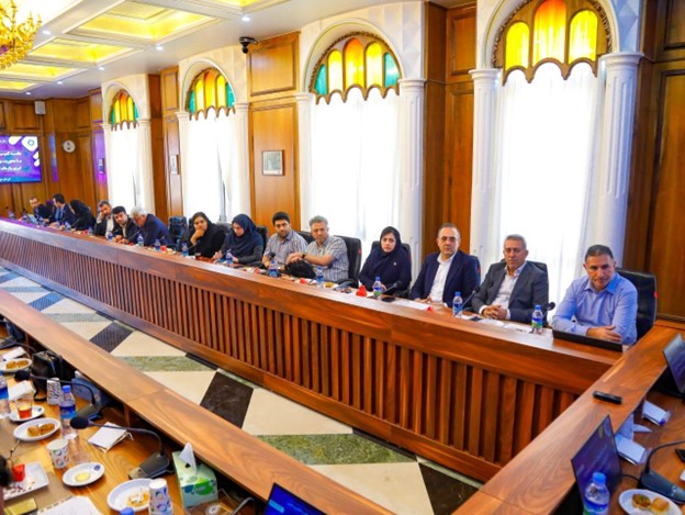 بررسی سهمیه ارزی واردات کالا و تخصیص ارز درجلسه کمیسیون تجارت و گمرک اتاق بازرگانی قزوینعکس کمکی شماره2