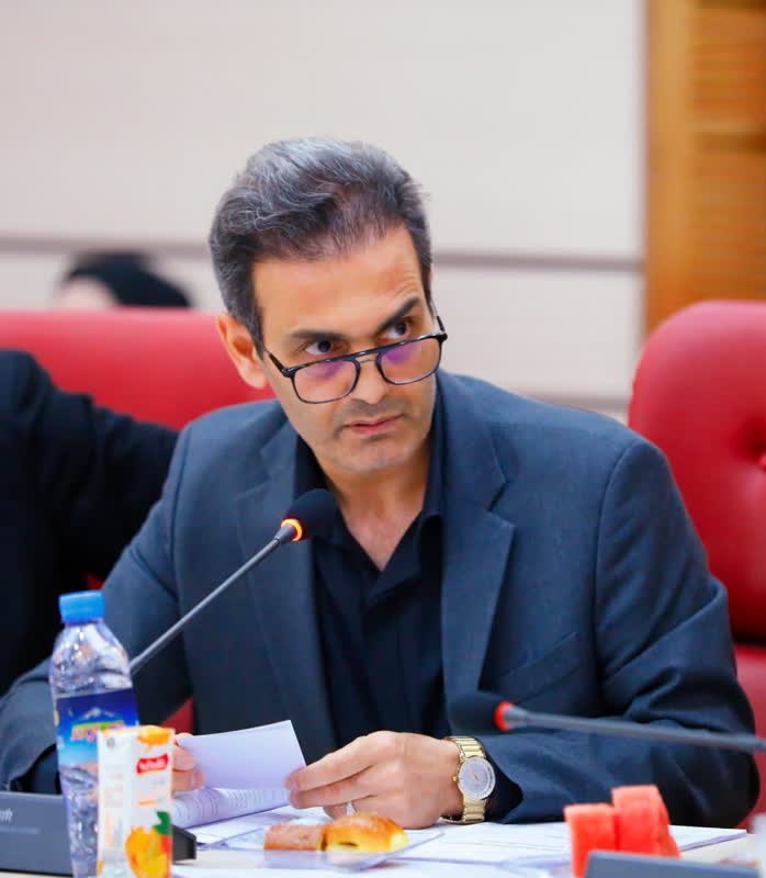 دکتر نوذری استاندار قزوین:
تولید شیلات در استان قزوین باید به۳۰ هزار تن برسد.
عکس کمکی شماره6