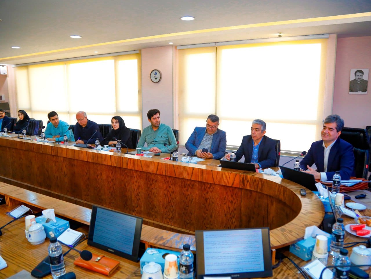 بررسی و ارائه راهکار تسهیل و تسریع در فرآیند صدور مجوزهای سرمایه گذاری استان قزوینعکس کمکی شماره2