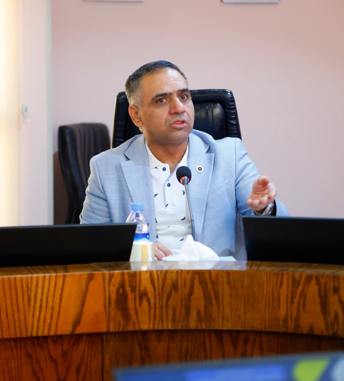 بررسی راهکار اجرای دستورالعمل و بخشنامه ذیل ماده ۱۴۷ قانون مالیات های مستقیم و قبول هزینه کرد های اشخاص حقیقی و حقوقی در حوزه گردشگری با رویکرد توسعه گردشگری ، احیا و مرمت بافت های تاریخی ، بازگشایی و بهره برداری از اماکن تاریخی ، برگزاری رویدادها و آئین های ملی و مذهبیعکس کمکی شماره1