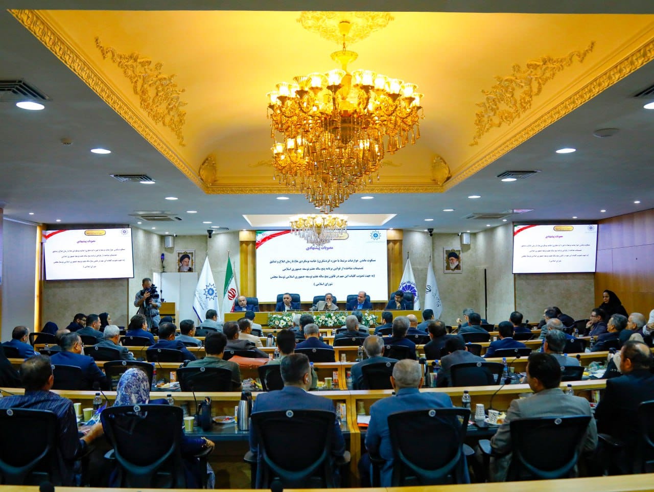 سه مصوبه مهم حوزه گردشگری همزمان باروز جهانی جهانگردی و گردشگری  درنشست امروز شورای گفت وگوی استان به تصویب رسید.عکس کمکی شماره6