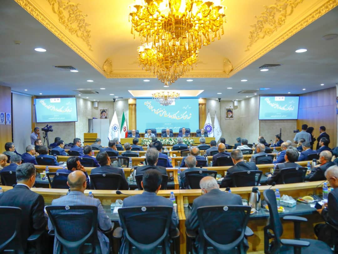 باحضور دکترپورمحمدی  رئیس سازمان برنامه و بودجه کشور
صد و ششمین جلسه شورای گفت وگوی دولت وبخش خصوصی استان قزوین تشکیل شد
اجازه ندادیم صنایع استان  با قطعی‌ برق آسیب ببینند
عکس کمکی شماره1