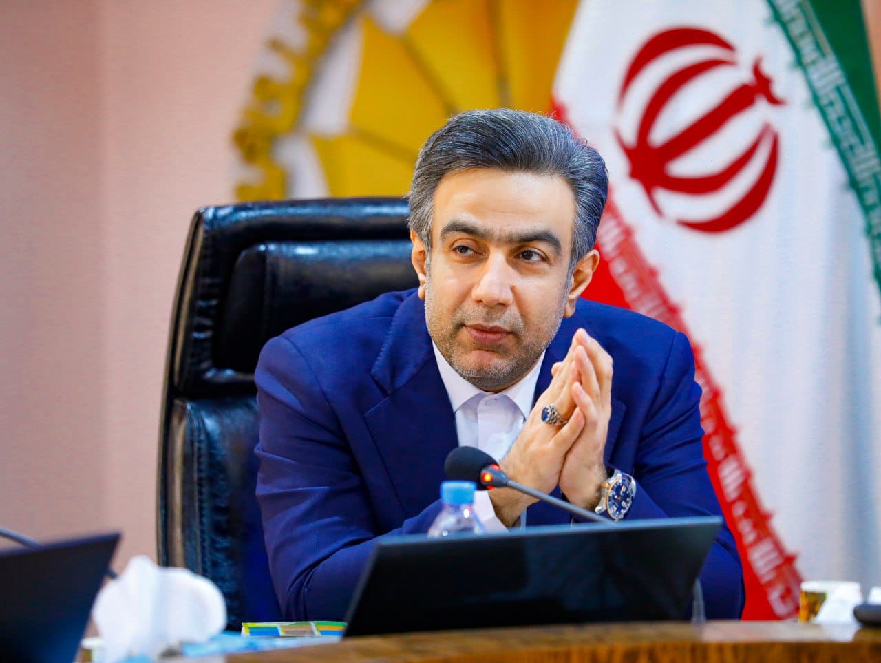 موضوع: ارائه پیشنهادها در خصوص اصلاح قانون مبارزه با قاچاق کالا و ارز (جلسه اول)
به دلیل فشردگی مطالب به جلسه دیگری موکول گردید.عکس کمکی شماره2