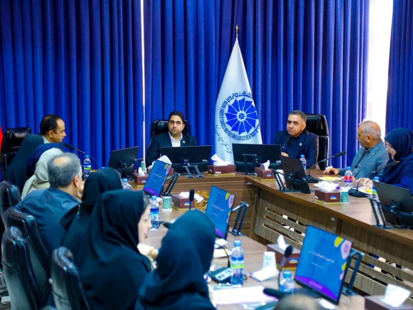 نشست کارگروه شماره ی 30 شورای گفت و گو استان قزوین