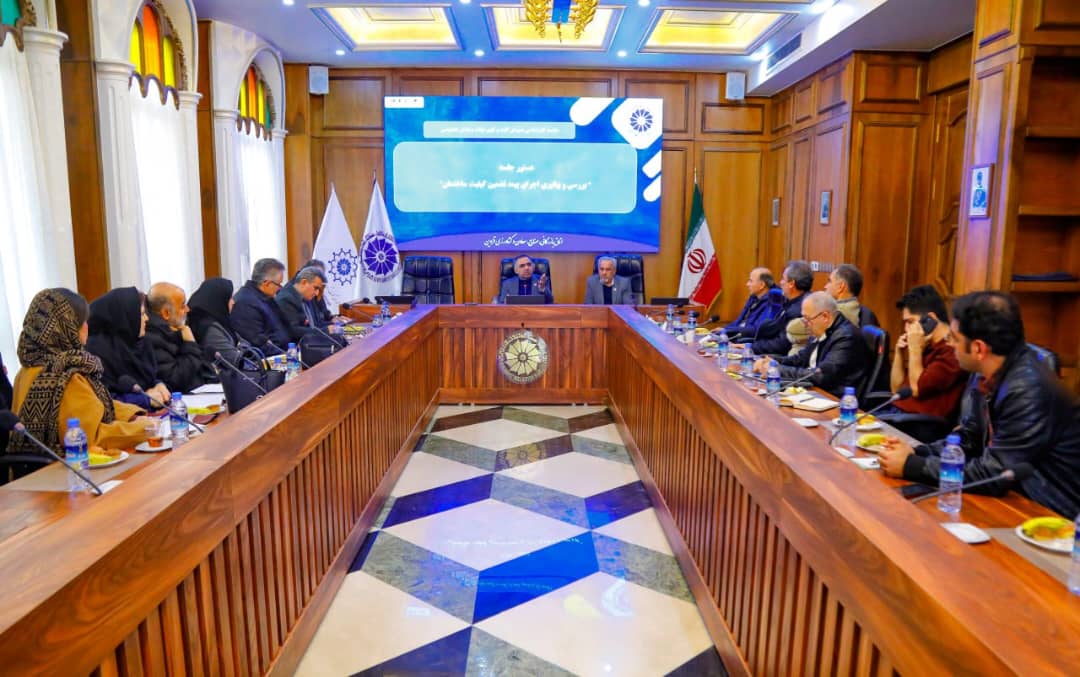 مهندس عبدیان  رئیس محترم پارلمان بخش خصوصی و رئیس کمیسیون ساختمان اتاق بازرگانی قزوین عنوان نمودند در جلساتی که با مدیرعامل بیمه ایران داشتیم، به این نتیجه رسیدیم که باید الزام حداقلی برای بیمه ساختمان (مانند بیمه شخص ثالث )  تعریف گردد. این پوشش بیمه‌ای باید برای تمامی ساختمان‌ها اجباری شود تا در صورت بروز مشکل برای خریدار در آینده، شرکت بیمه بتواند خسارات را جبران کند. سازندگان همچنین می‌توانند برای جلب اعتماد مشتری، گزینه ‌های بیشتری (مانند ضمانت‌های ۲۰ یا ۳۰ ساله) را به صورت اختیاری (مشابه بیمه بدنه) به این پوشش اضافه کنند .عکس کمکی شماره3