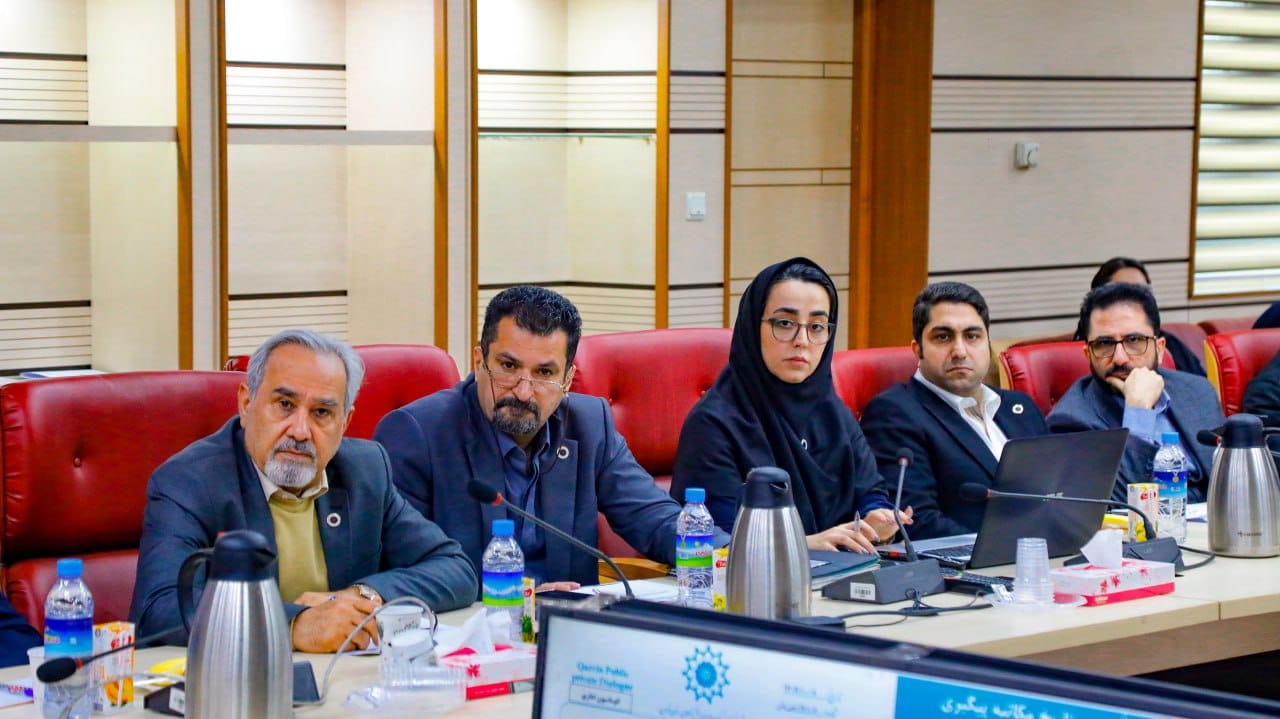 در این جلسه دو مصوبه استانی در خصوص بخشنامه ۸۰۴۷ تأمین اجتماعی و تعرفه تاسیسات گردشگری استان تصویب شد و همچنین تفاهم‌نامه‌ای میان اتاق بازرگانی و سازمان جهاد کشاورزی استان به امضا رسید که موضوع آن همکاری در زمینه واردات نهاده‌های دامی بود.عکس کمکی شماره3