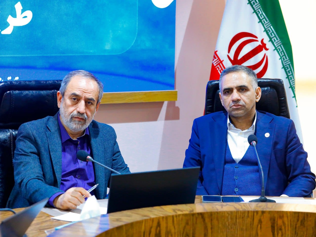 عصرروز سه شنبه  5 اسفند ،نشست هم‌اندیشی طرح سرای نوآوری با حضور جمعی از مدیران ارشد استانی، فعالان بخش خصوصی و نمایندگان جامعه دانشگاهی در استان قزوین برگزار شد.عکس کمکی شماره5