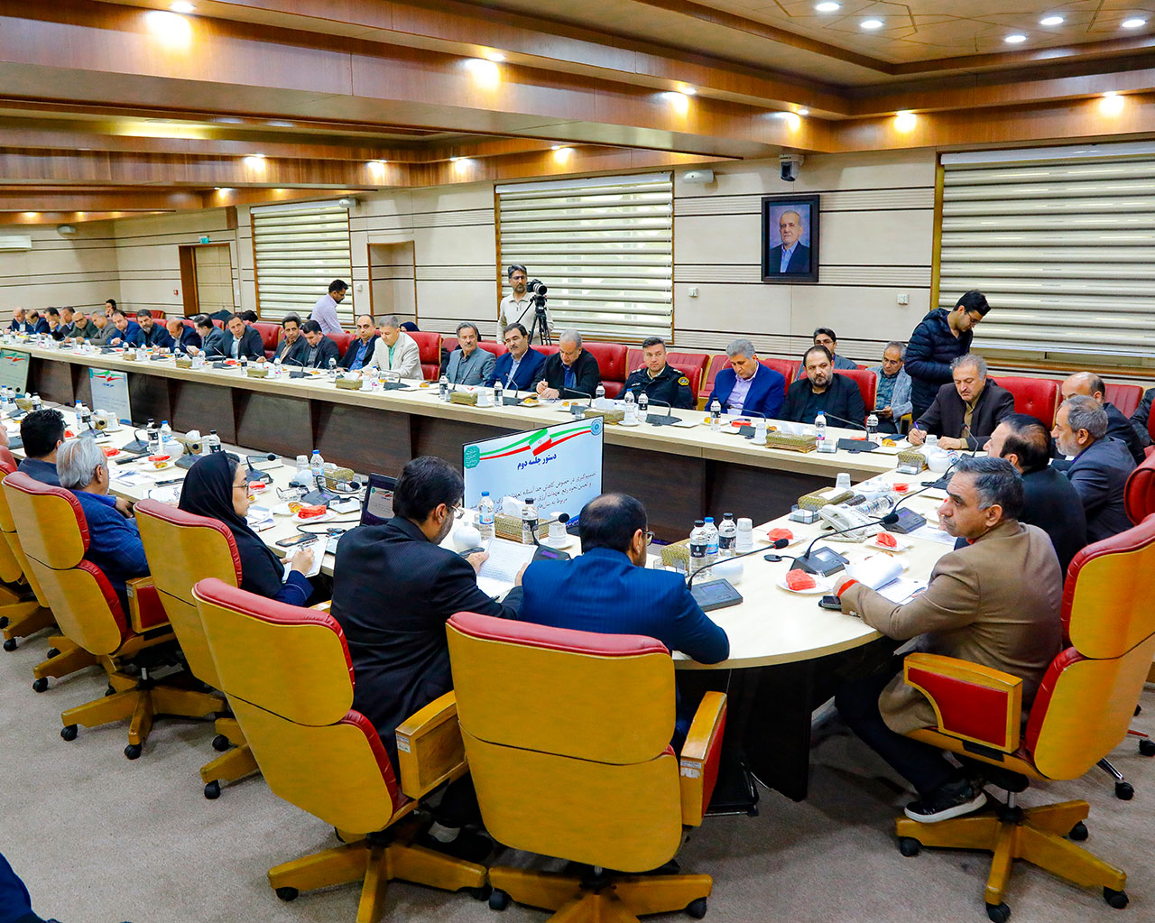 تصویب ۶مصوبه ملی واستانی درحوزه ارزی و تجارت وگمرک روزشنبه بیست ونهم فروردین ماه، صد  وشانزدهمین  جلسه شورای گفت و گوی دولت  و بخش خصوصی استانعکس کمکی شماره8