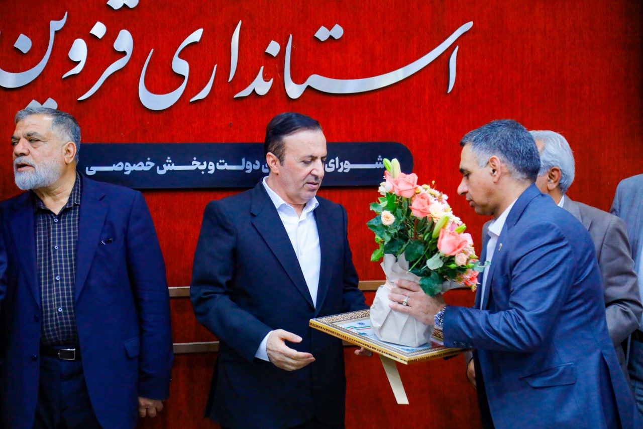 در شرایط جنگ اقتصادی، دولت در کنار بخش خصوصی استعکس کمکی شماره 10