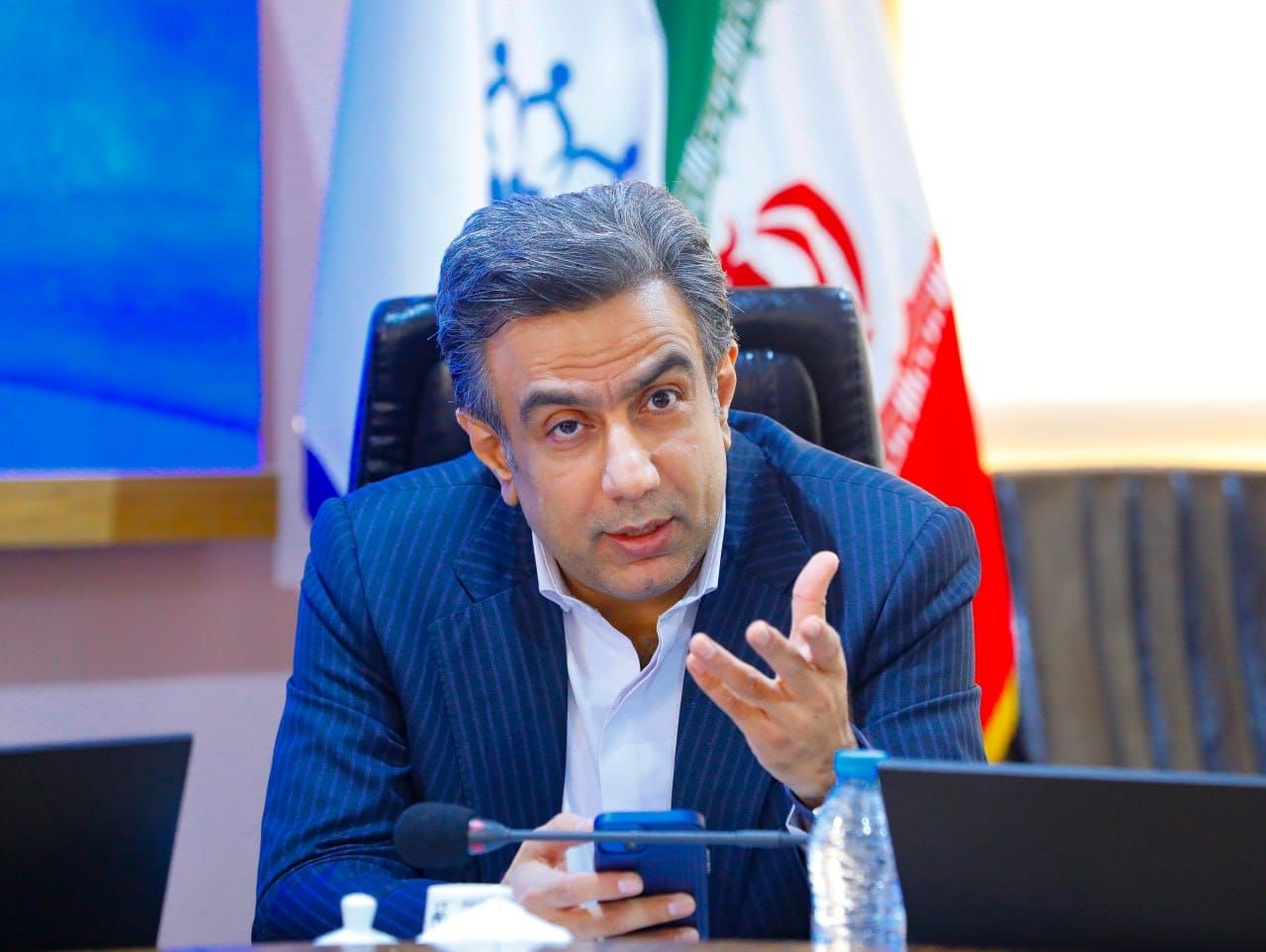 تبـیین جایگاه حقوقی پروانه‌های الکترونیکی گمرک و بررسی چالش‌های ایفای تعهدات ارزیعکس کمکی شماره2